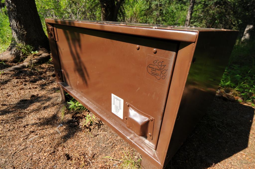 There were camping spots along the way, many with bear-proof storage boxes. 