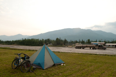 With bellies painfully full, we pitched the tent for the night, enjoying an evening drinking cheap rasberry 'champagne' and tequila with the friendly cooks and cleaners at the camp. This phot was taken at 1am.