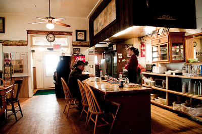 We breakfasted on hash browns, bacon, French toast, donuts and coffee in the atmospheric Calf-A diner, housed in a school house built in 1903. 