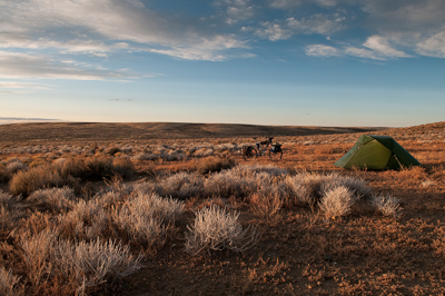 Then found myself a nice campspot on a bluff above the highway. 